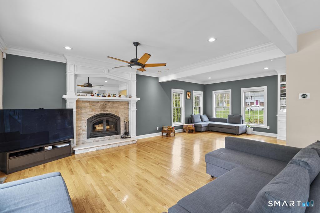 78 Glenmeadow Drive