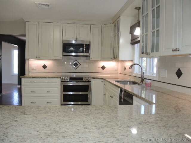 21 Amanda Drive, Manchester, Connecticut image 13