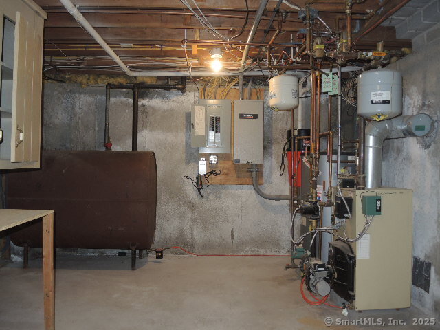 21 Amanda Drive, Manchester, Connecticut image 37