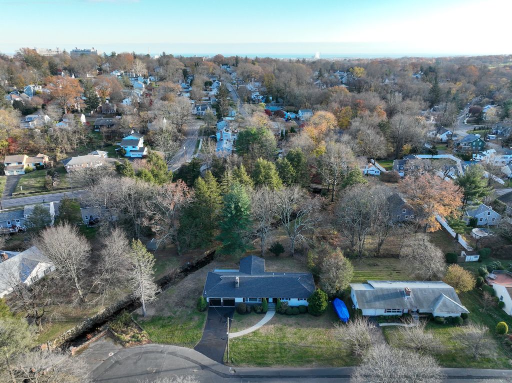 Photo of 90 Lu Manor Drive, Fairfield, CT 06825 (MLS # 24140267)