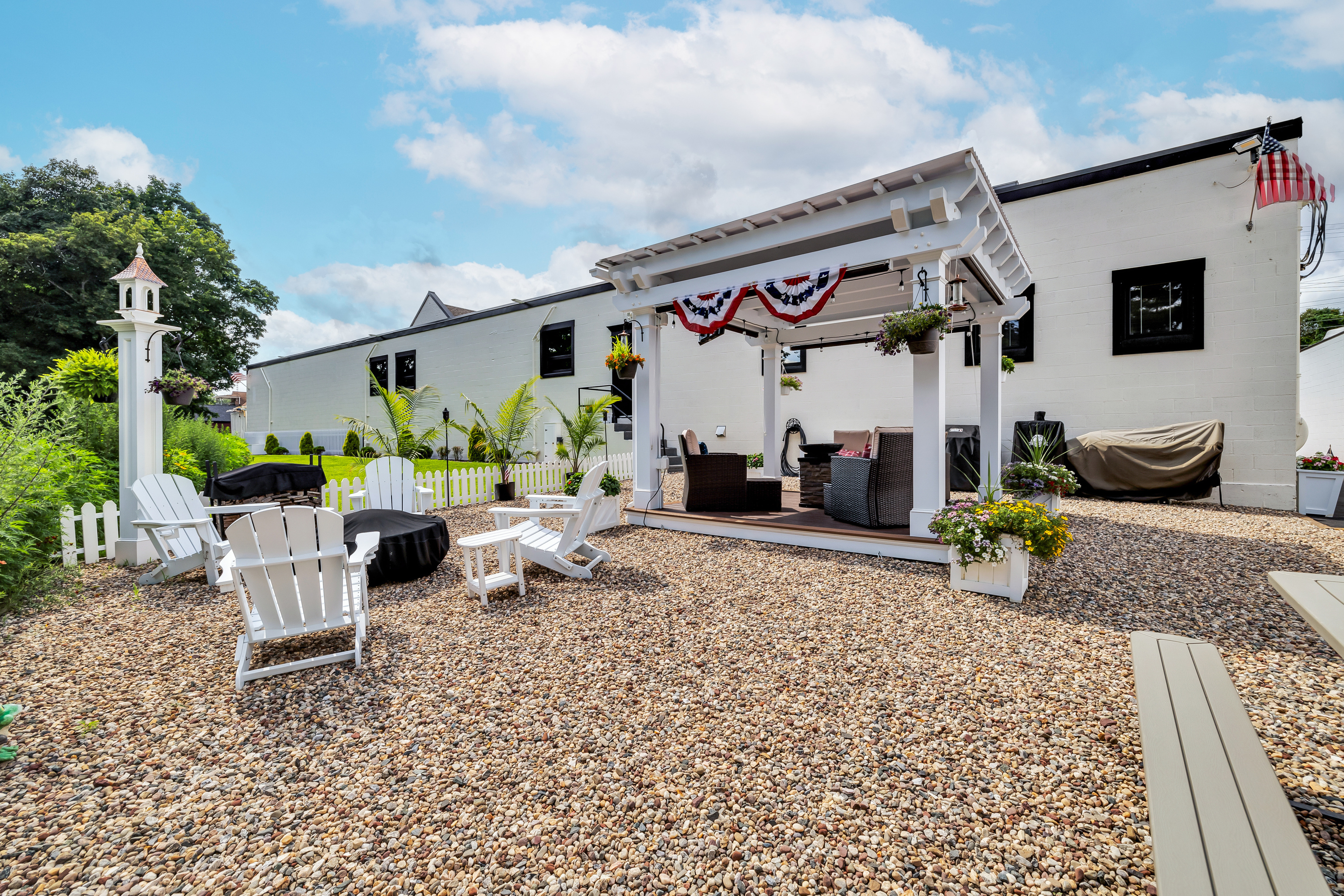 300 Riverside Avenue