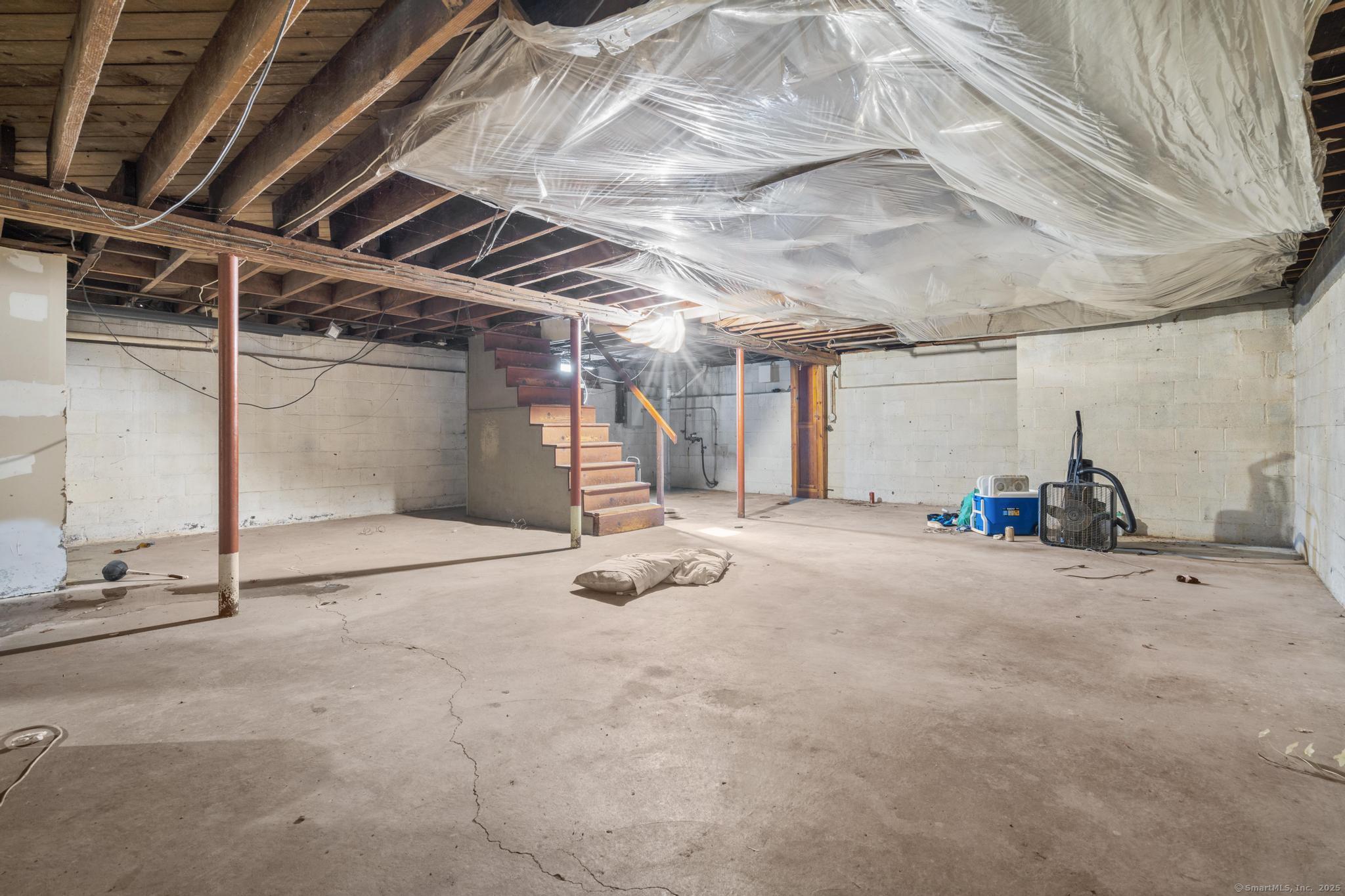 135 4th Street, Hamden, Connecticut image 22