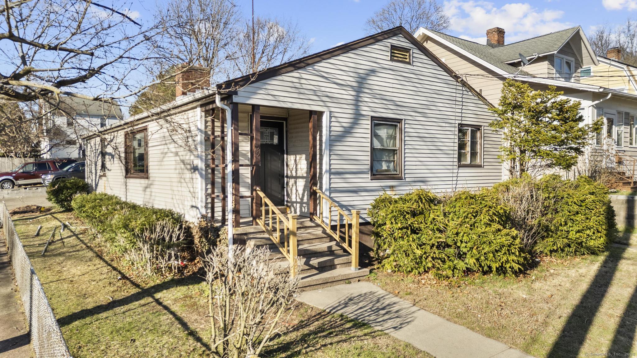 135 4th Street, Hamden, Connecticut image 1