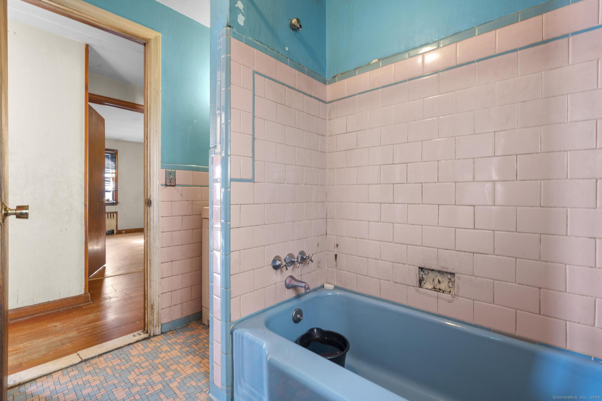 135 4th Street, Hamden, Connecticut image 16