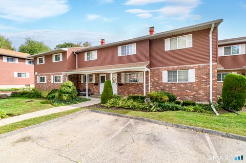 Condo For Sale - 58 Patricia Road #J<br/> Bridgeport, CT 06606