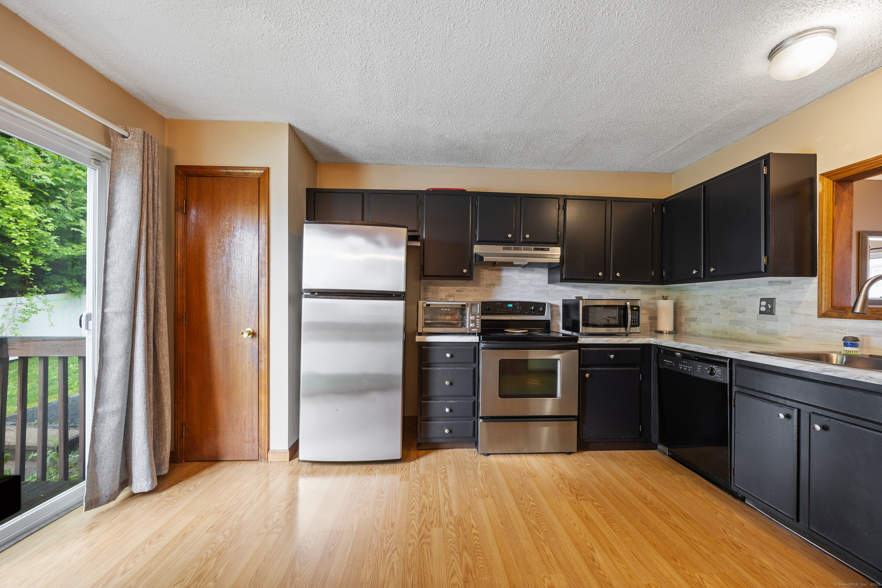 3199 East Main Street 7