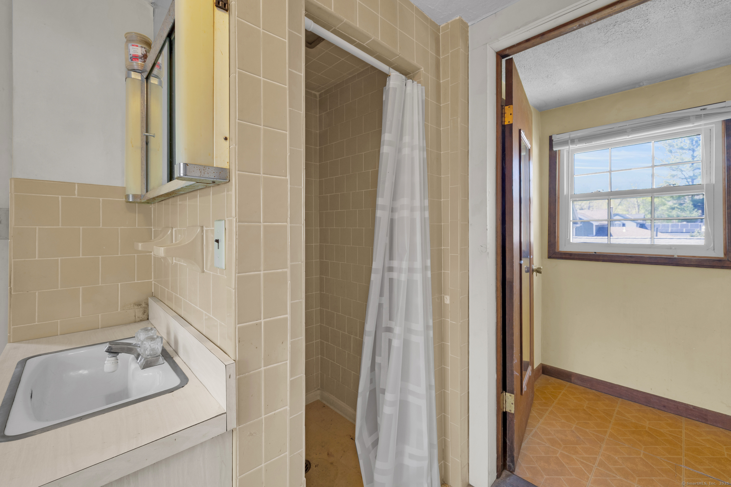 52 Wickett Street, New Hartford, Connecticut image 30