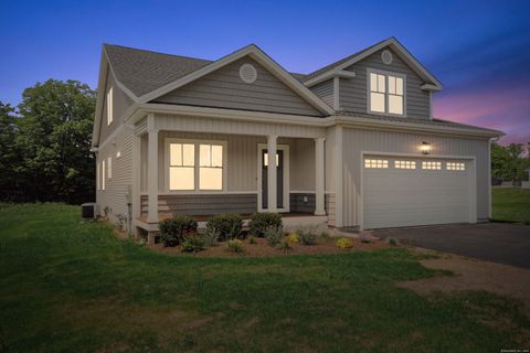 6 Strong Field Road Woodbury CT 06798