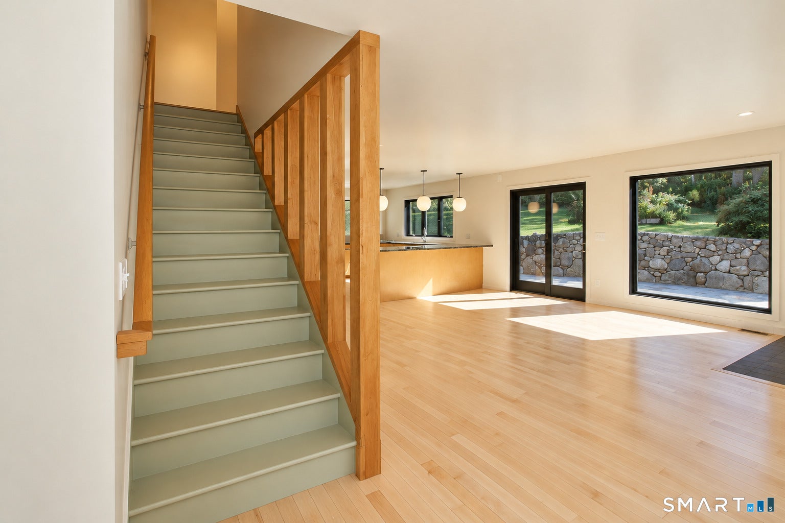 55 Mount Tom Passway