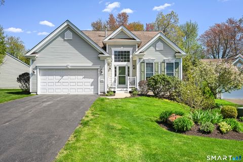 Photo of 505 Traditions Court S #505, Oxford, CT 06478 (MLS # 24174234)