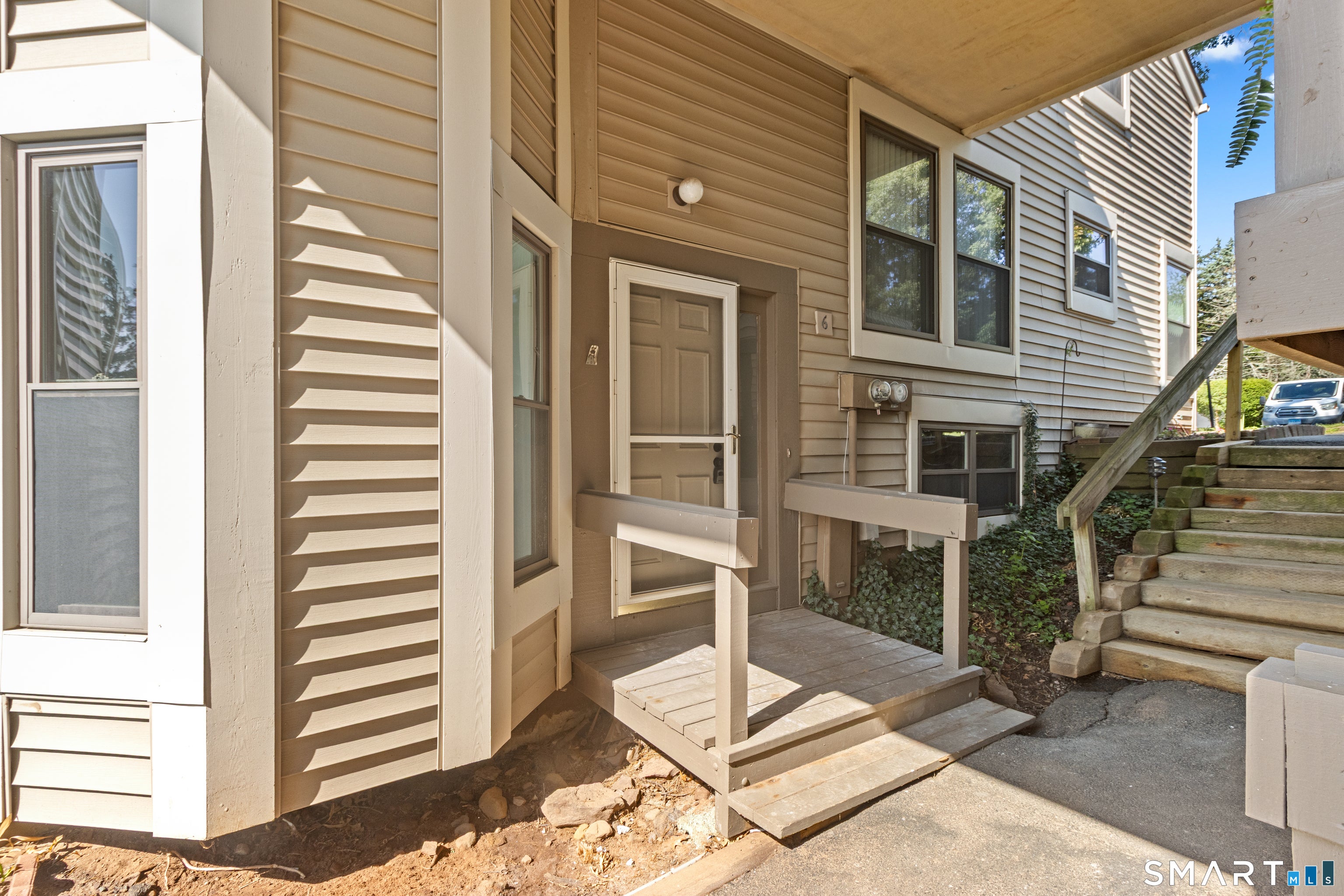 6 Stevens Place 6