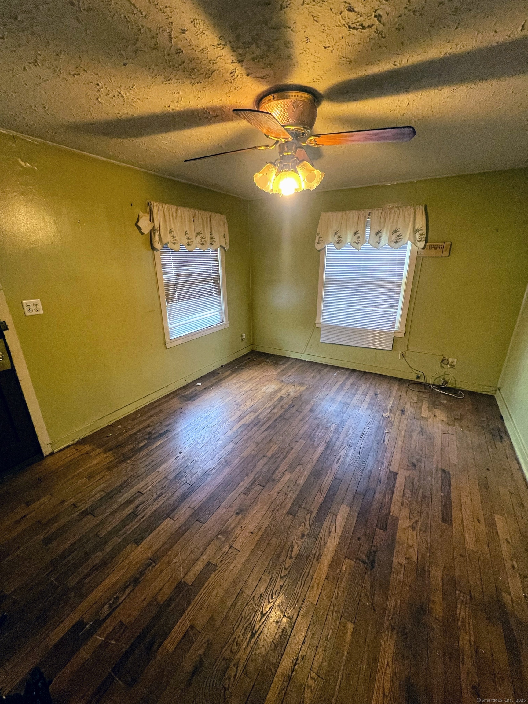 81 Rock Creek Road, New Haven, Connecticut image 4