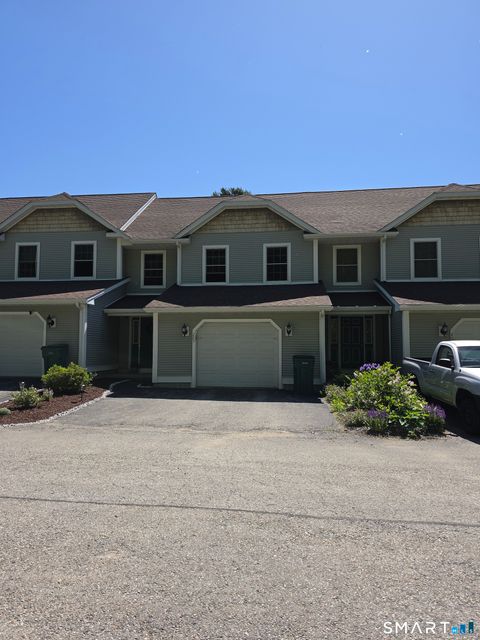 Photo of 205 Brookes Landing #205, Killingly, CT 06239 (MLS # 24180456)