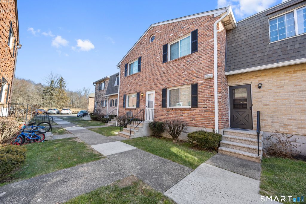 Photo of 36 Sharon Road #11, Waterbury, CT 06705 (MLS # 24144959)