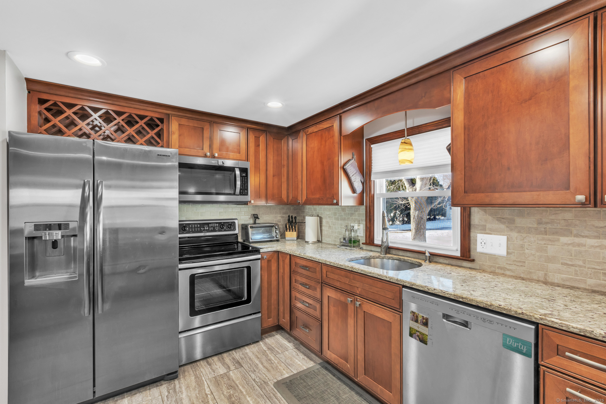 10 Autumn Drive, Windsor Locks, Connecticut image 7