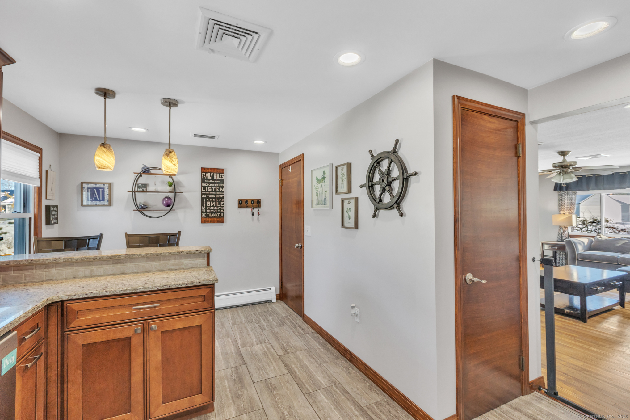 10 Autumn Drive, Windsor Locks, Connecticut image 9