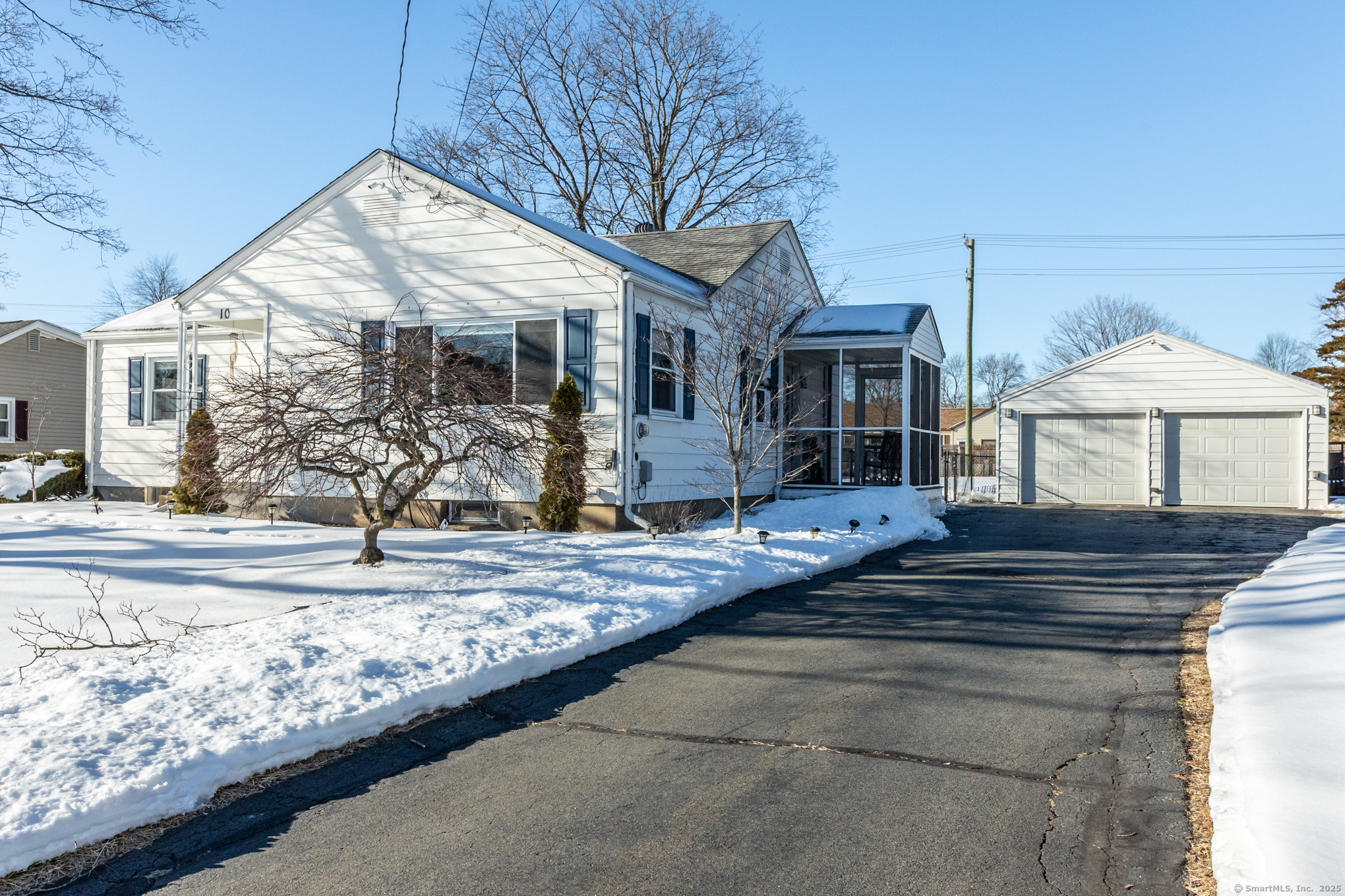 10 Autumn Drive, Windsor Locks, Connecticut image 2