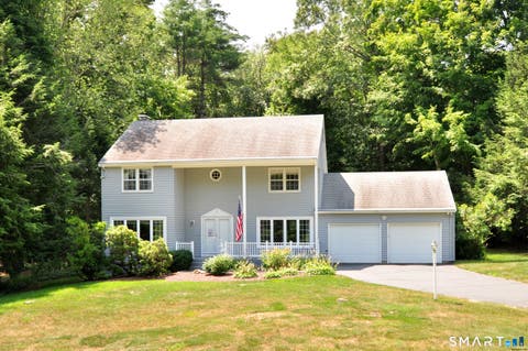 Photo of 23 Kingsbridge, Avon, CT 06001 (MLS # 24195004)
