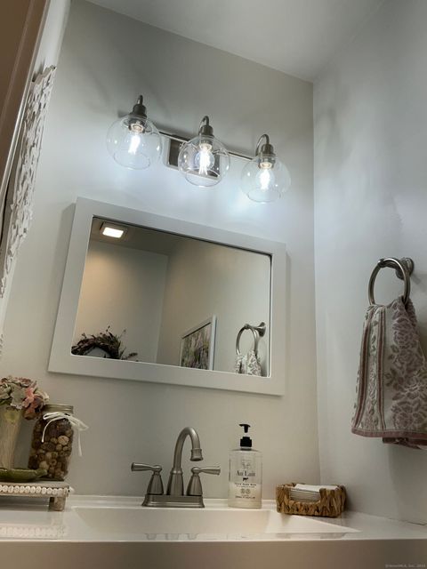 Tiny photo for 751 Long Hill Road #APT D, Middletown, CT 06457 (MLS # 24134676)