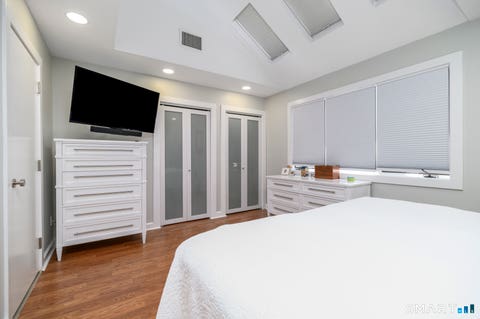 Tiny photo for 566 Newfield Avenue #14, Stamford, CT 06905 (MLS # 24199165)