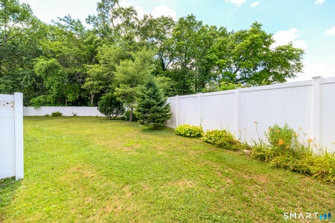 Tiny photo for 566 Newfield Avenue #14, Stamford, CT 06905 (MLS # 24199165)
