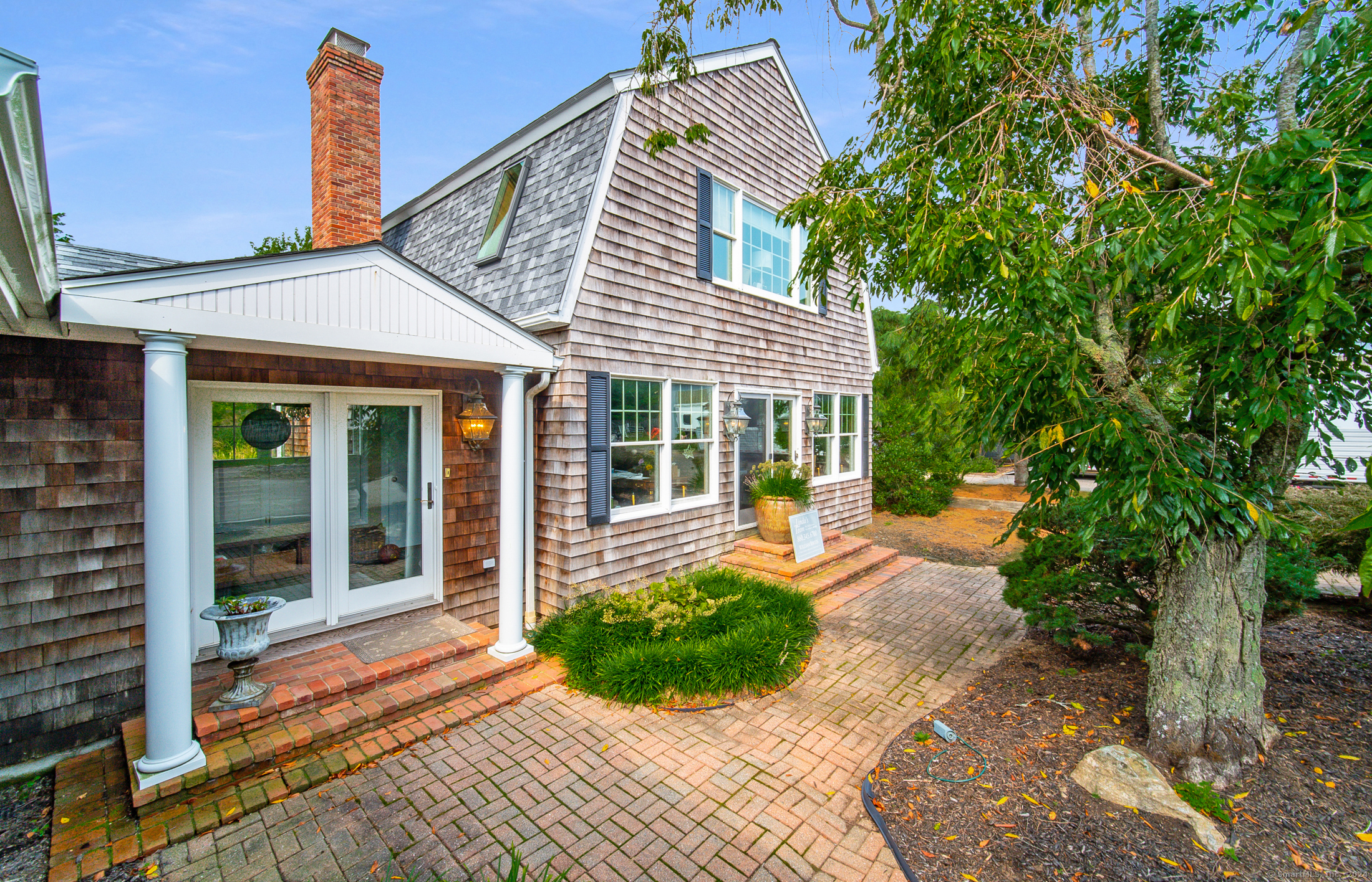 558 North Roast Meat Hill Road