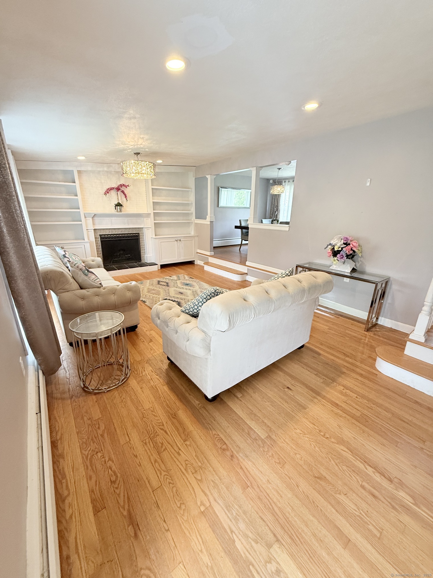 74 Robin Road