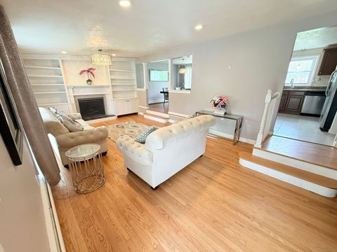 74 Robin Road Windsor CT 06095