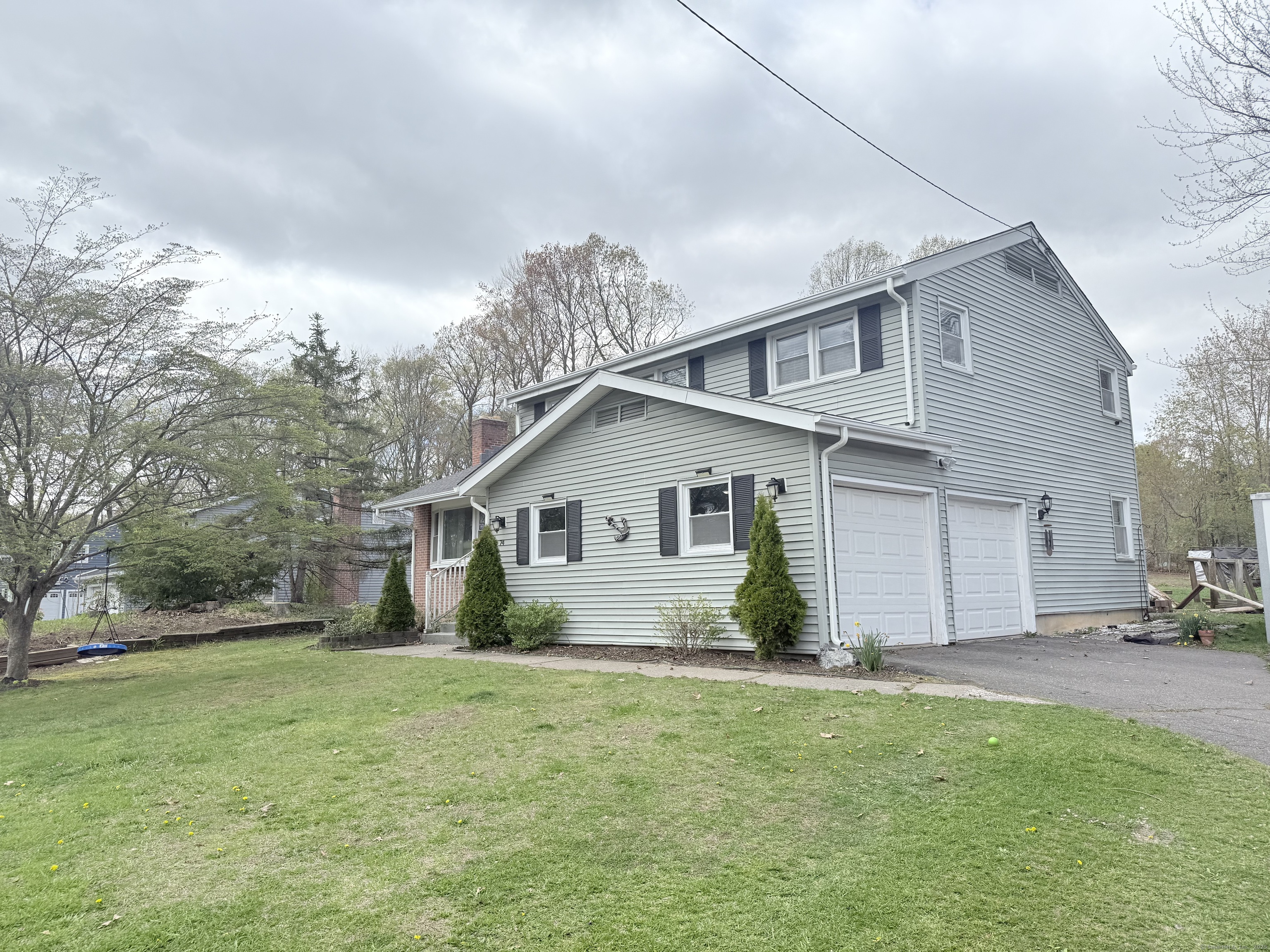 74 Robin Road, Windsor, Connecticut image 11