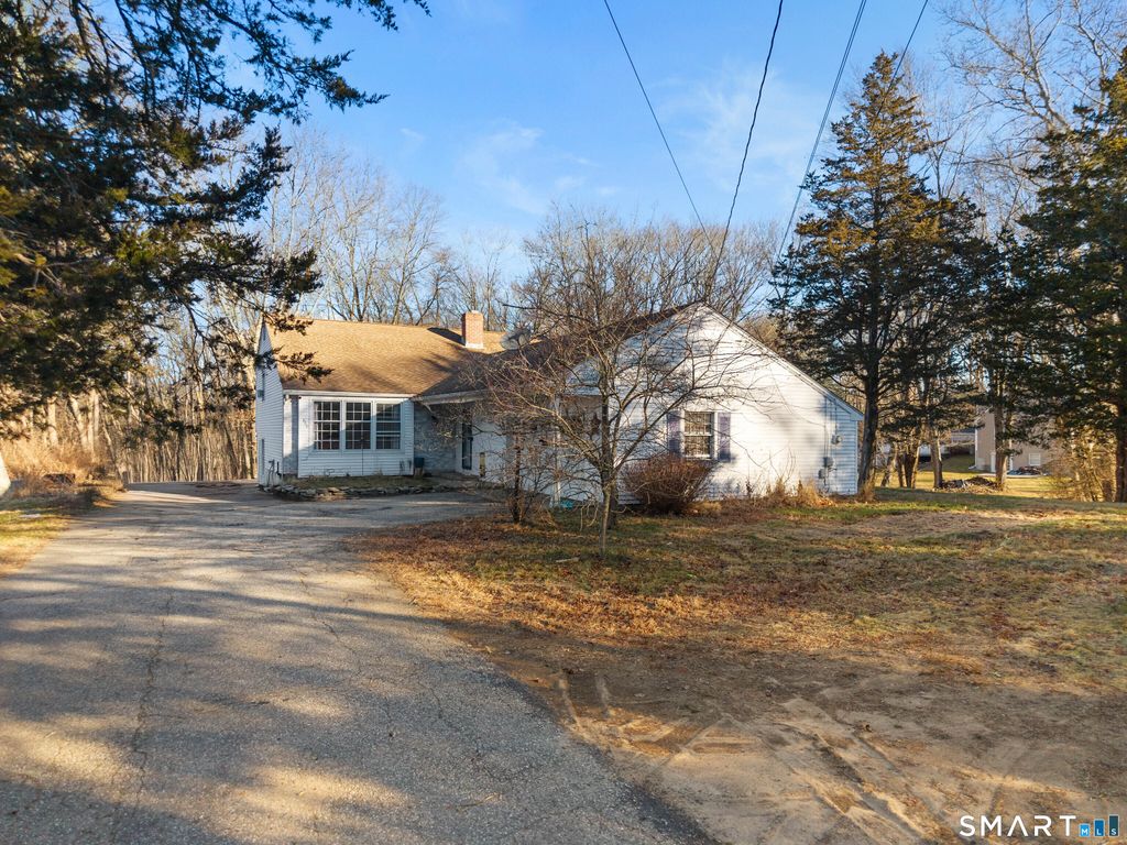 Photo of 600 Hopeville Road, Griswold, CT 06351 (MLS # 24135520)