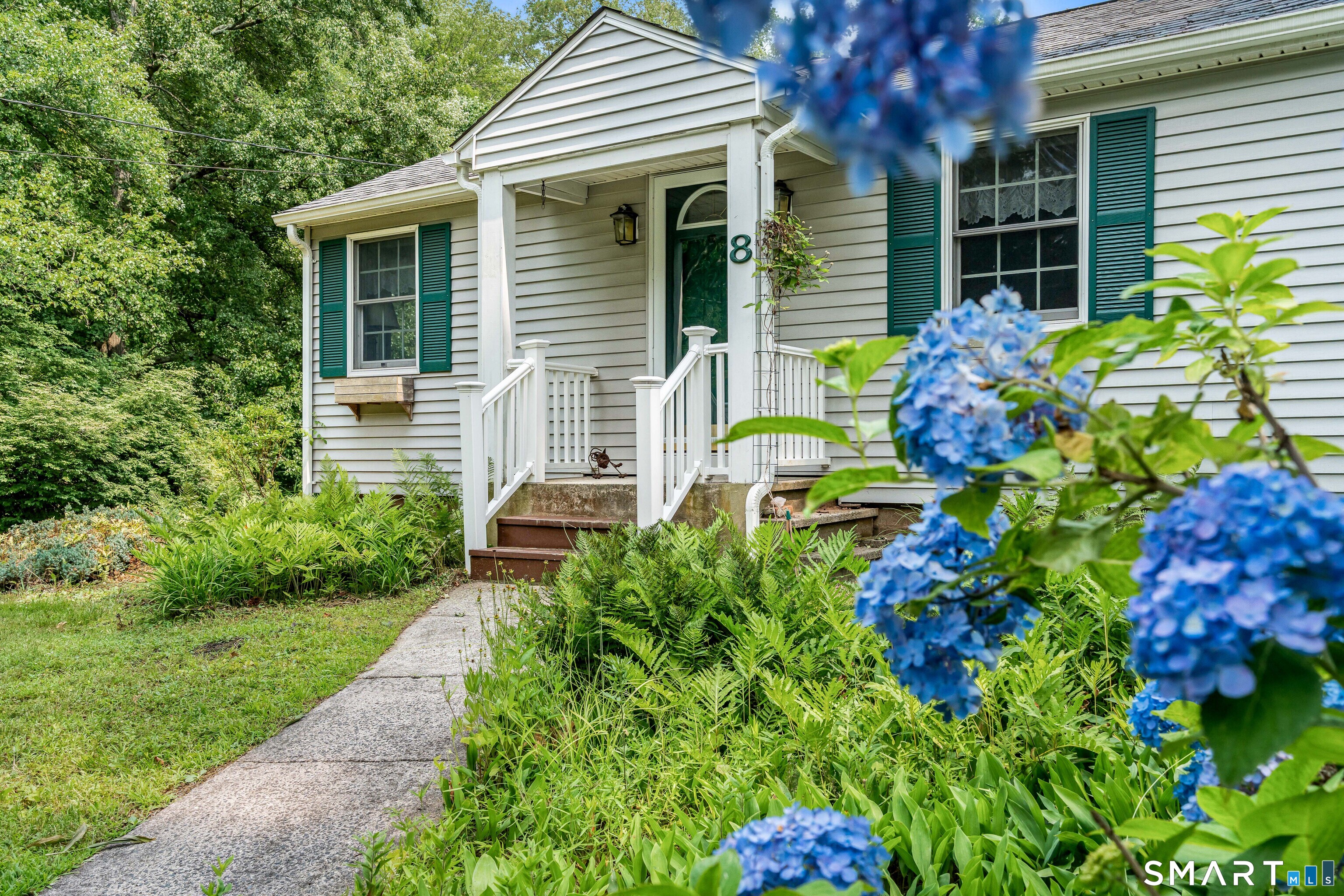 8 Mixville Road
