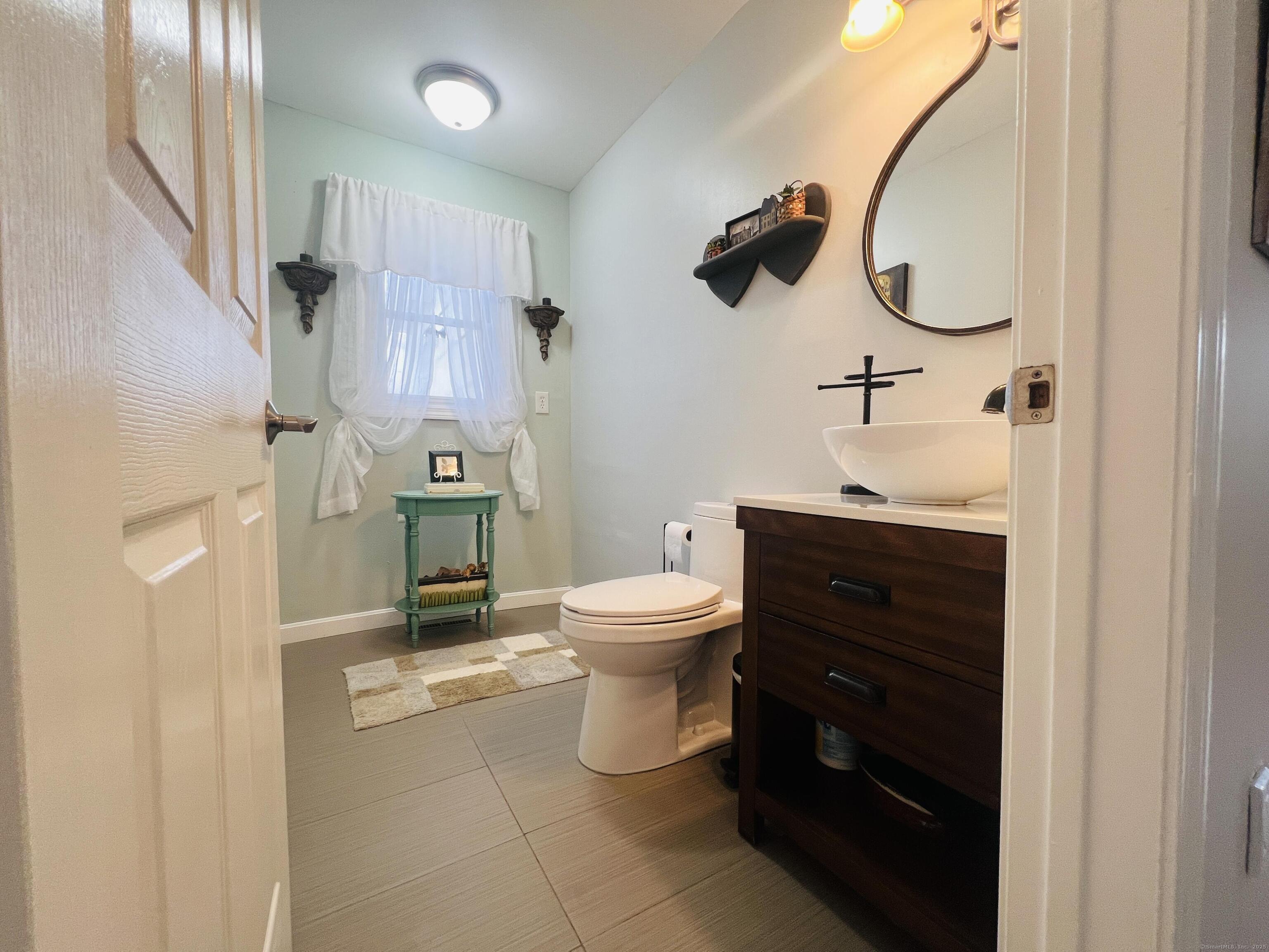 7 Stonegate Lane, Shelton, Connecticut image 11