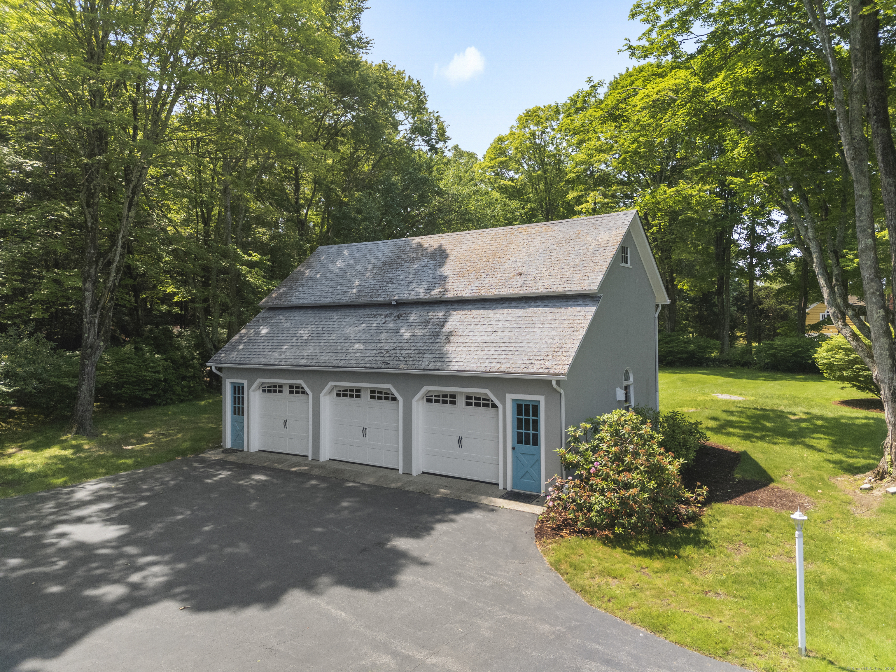 4 Johnny Cake Hill Road