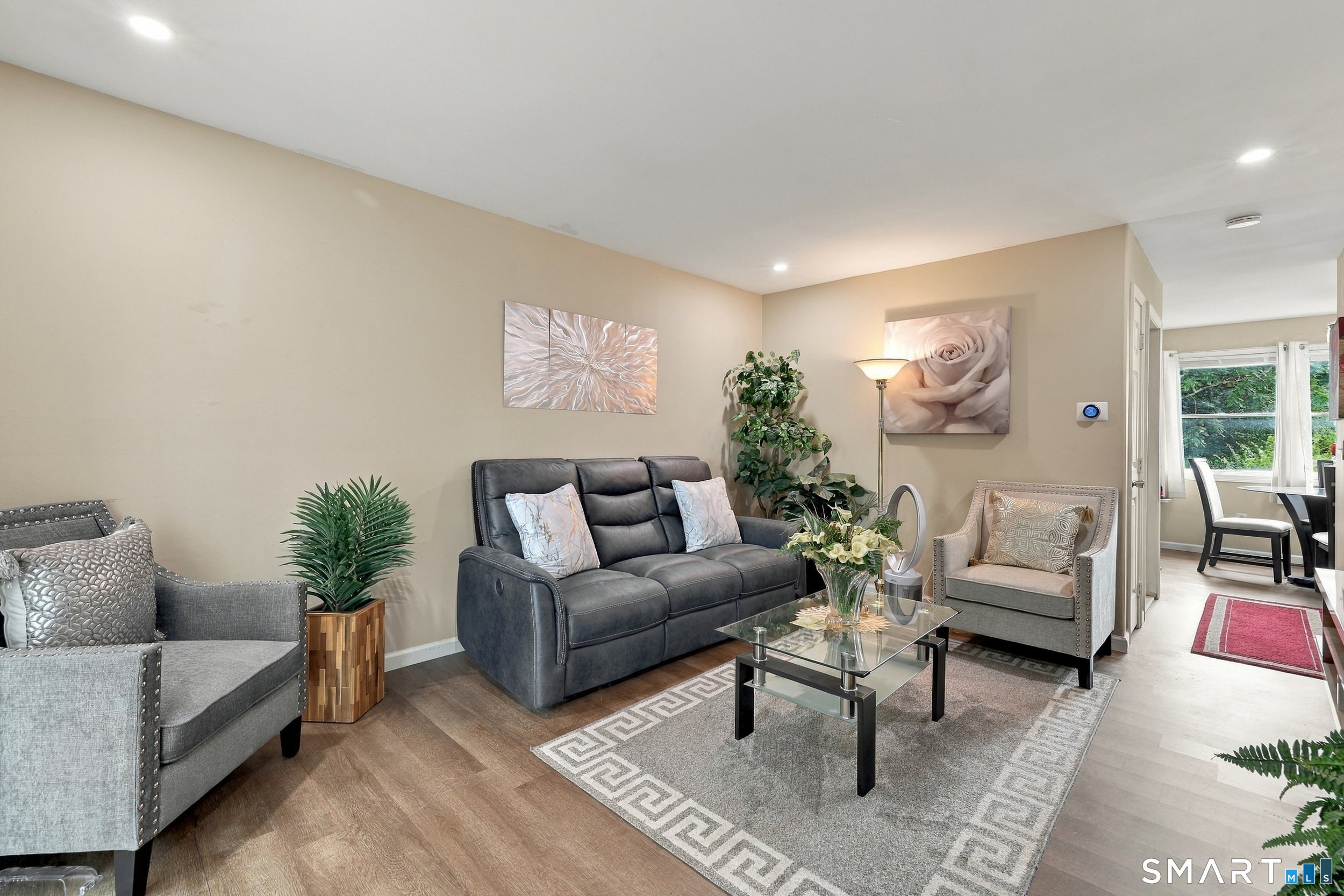 239 Glen Street 5C