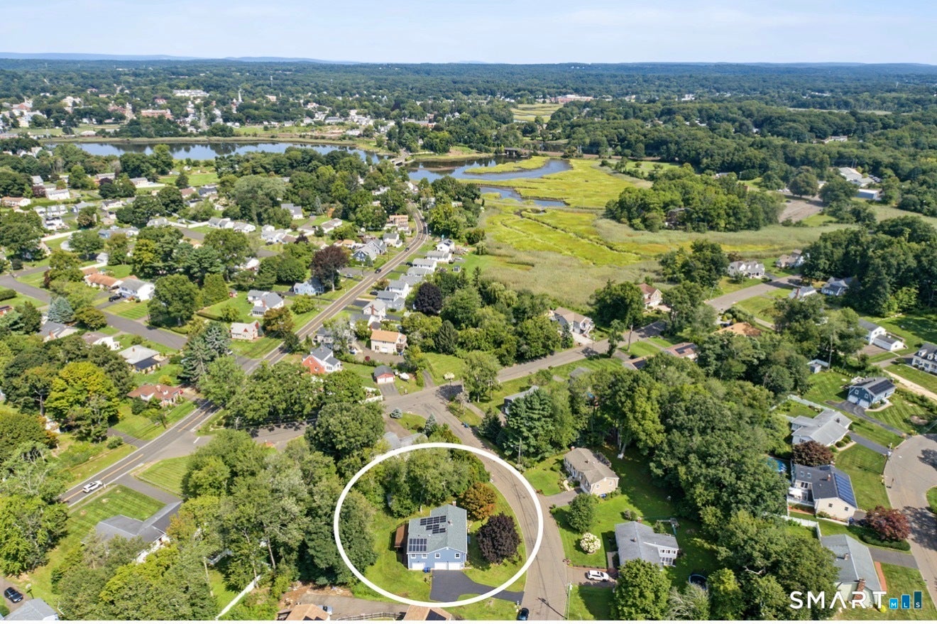 11 Woodside Drive
