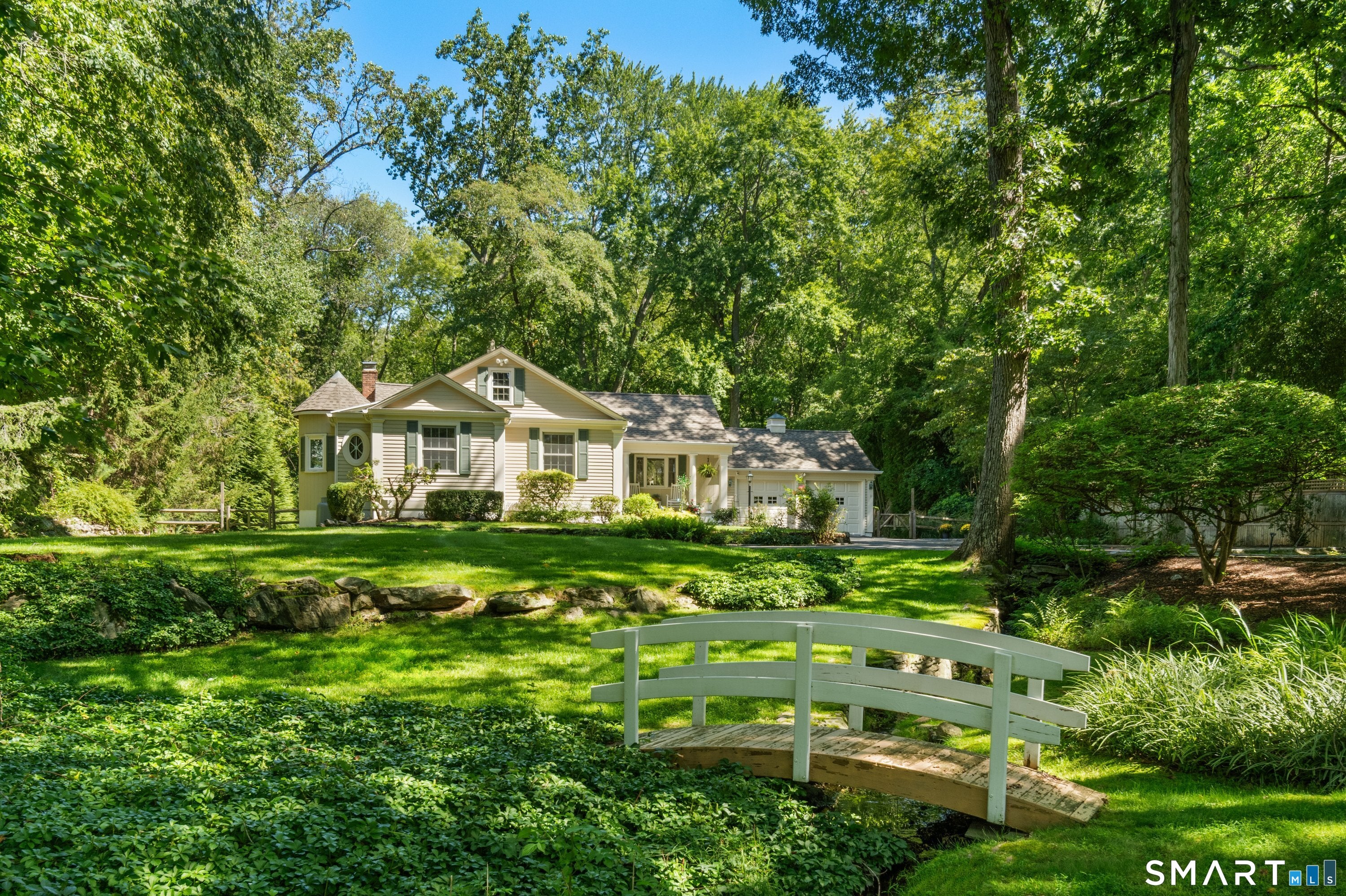 228 Bayberry Lane