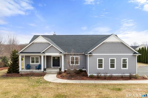 1192 North Grand Street Suffield CT 06093