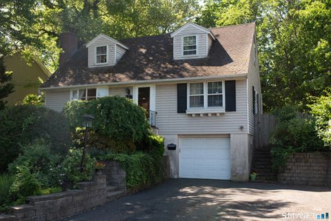 Homes For Sale - 781 Tunxis Hill Road<br/> Fairfield County, Fairfield, CT 06824