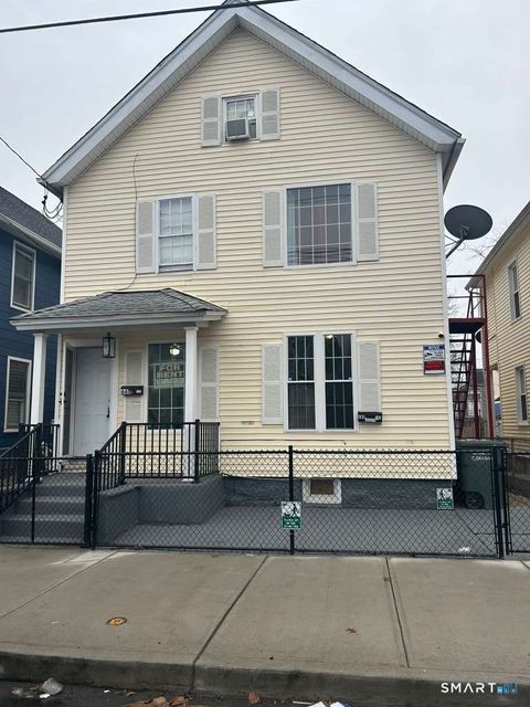 Photo of 666 Ogden Street #1, Bridgeport, CT 06608 (MLS # 24149441)