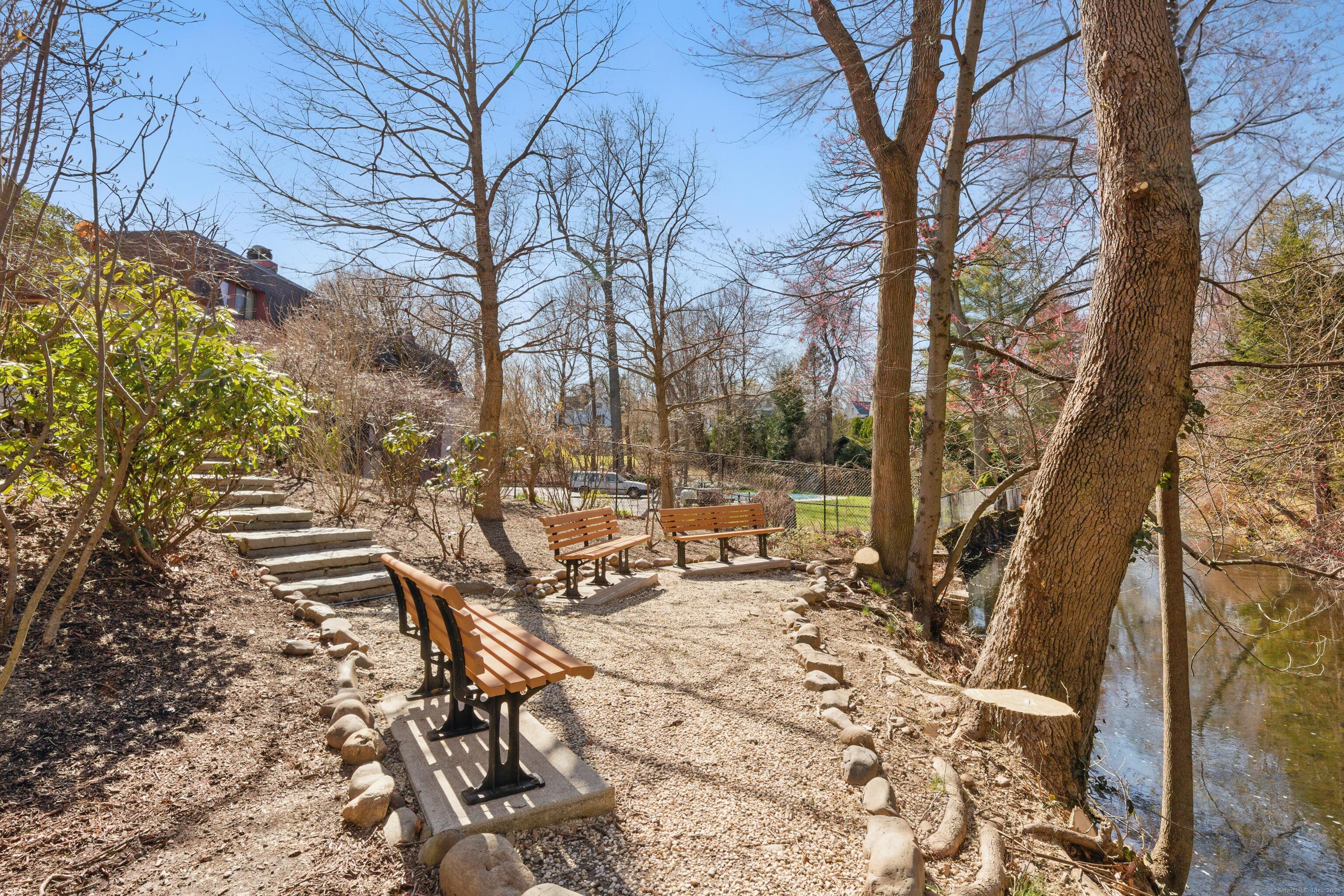 88 Maple Tree Avenue #APT H, Stamford, Connecticut image 32
