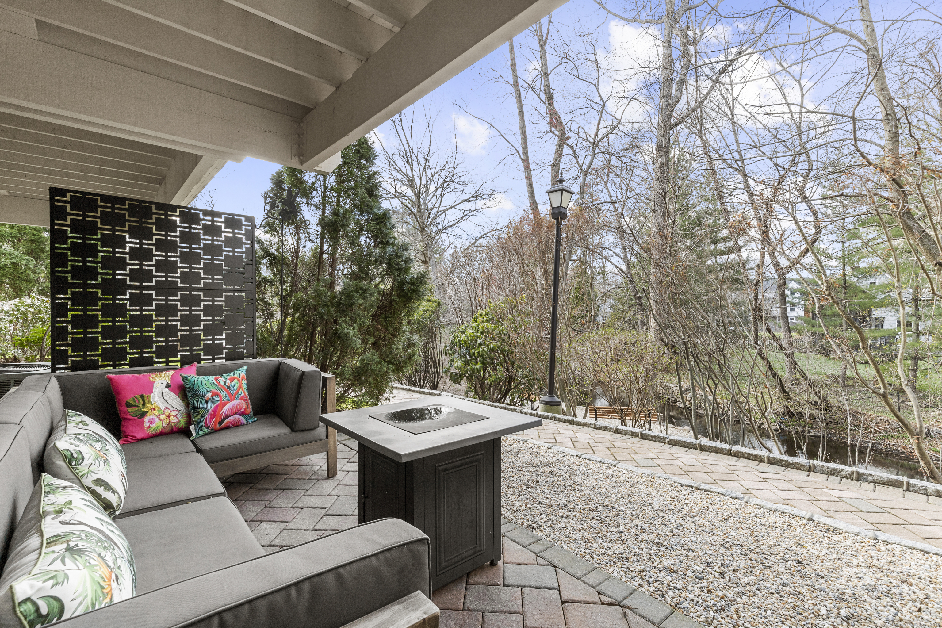 88 Maple Tree Avenue #APT H, Stamford, Connecticut image 31