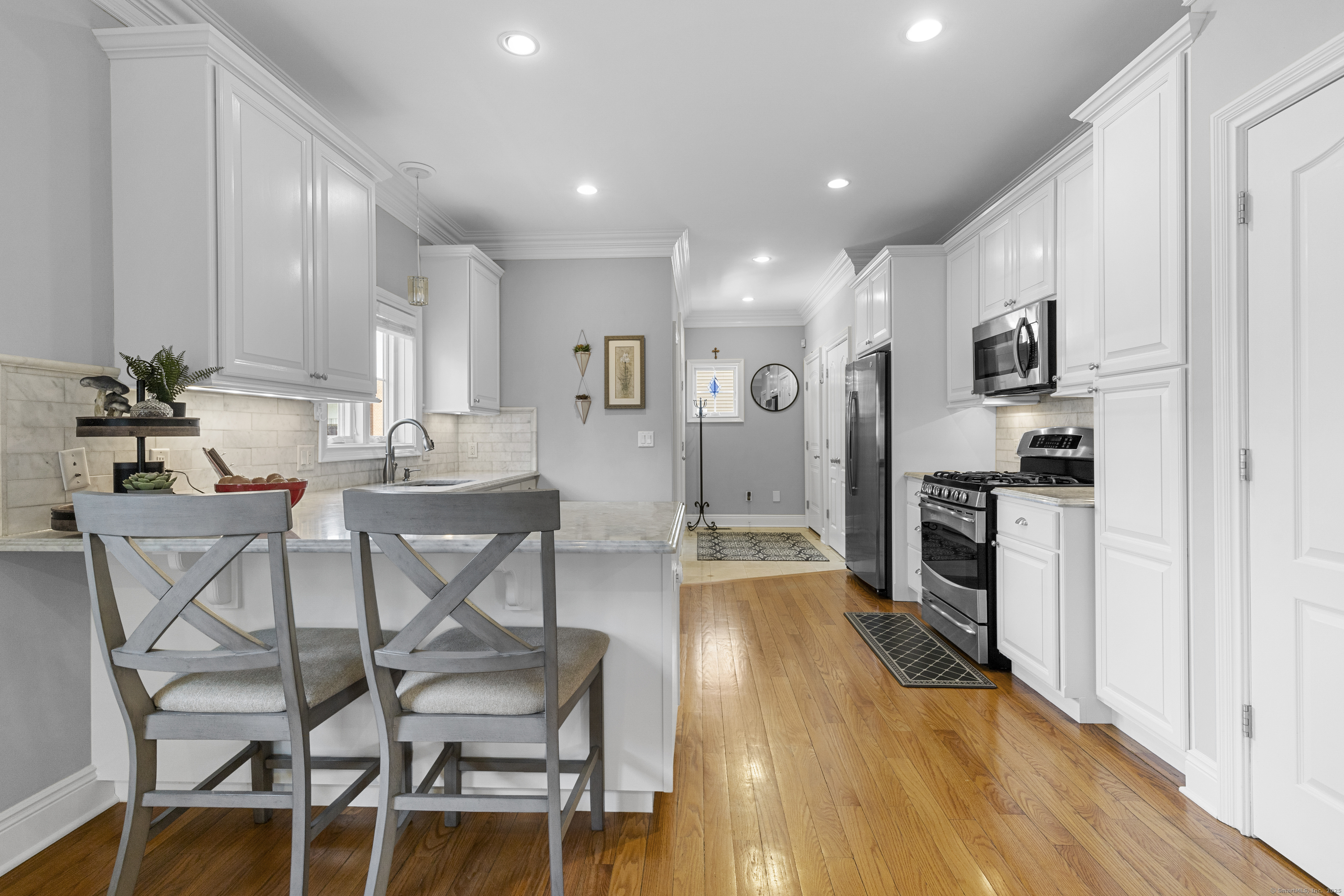 88 Maple Tree Avenue #APT H, Stamford, Connecticut image 4