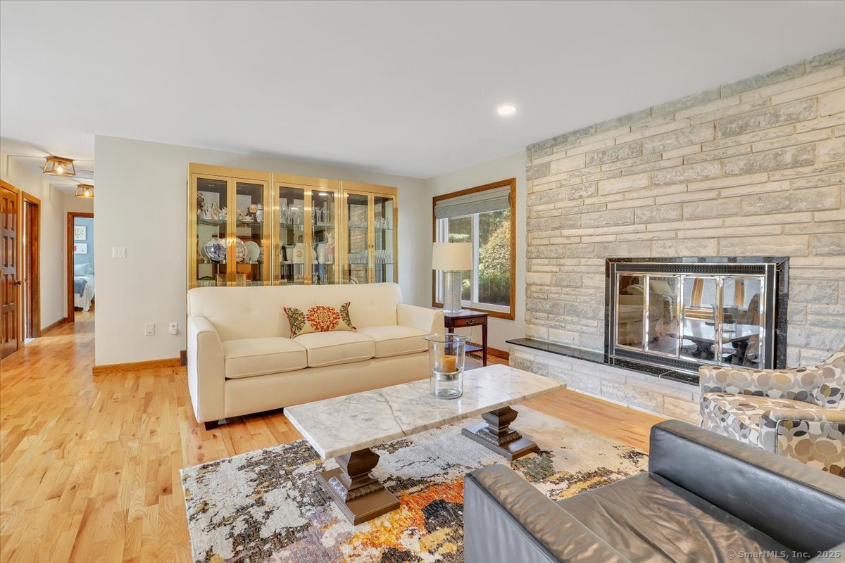 1255 Waterbury Road