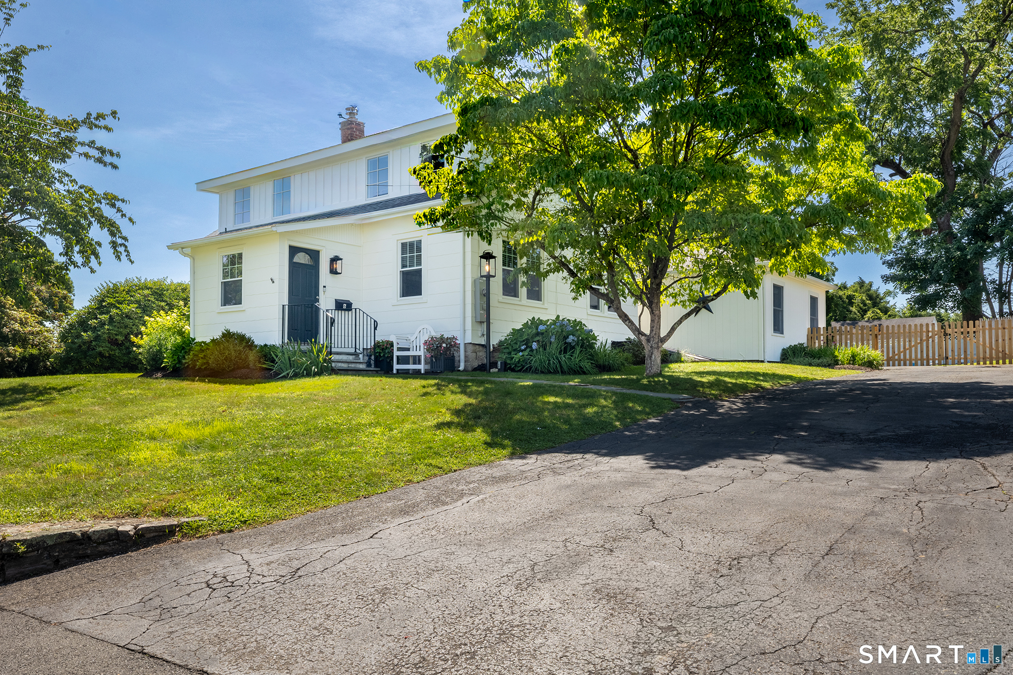 6 Hillsdale Avenue