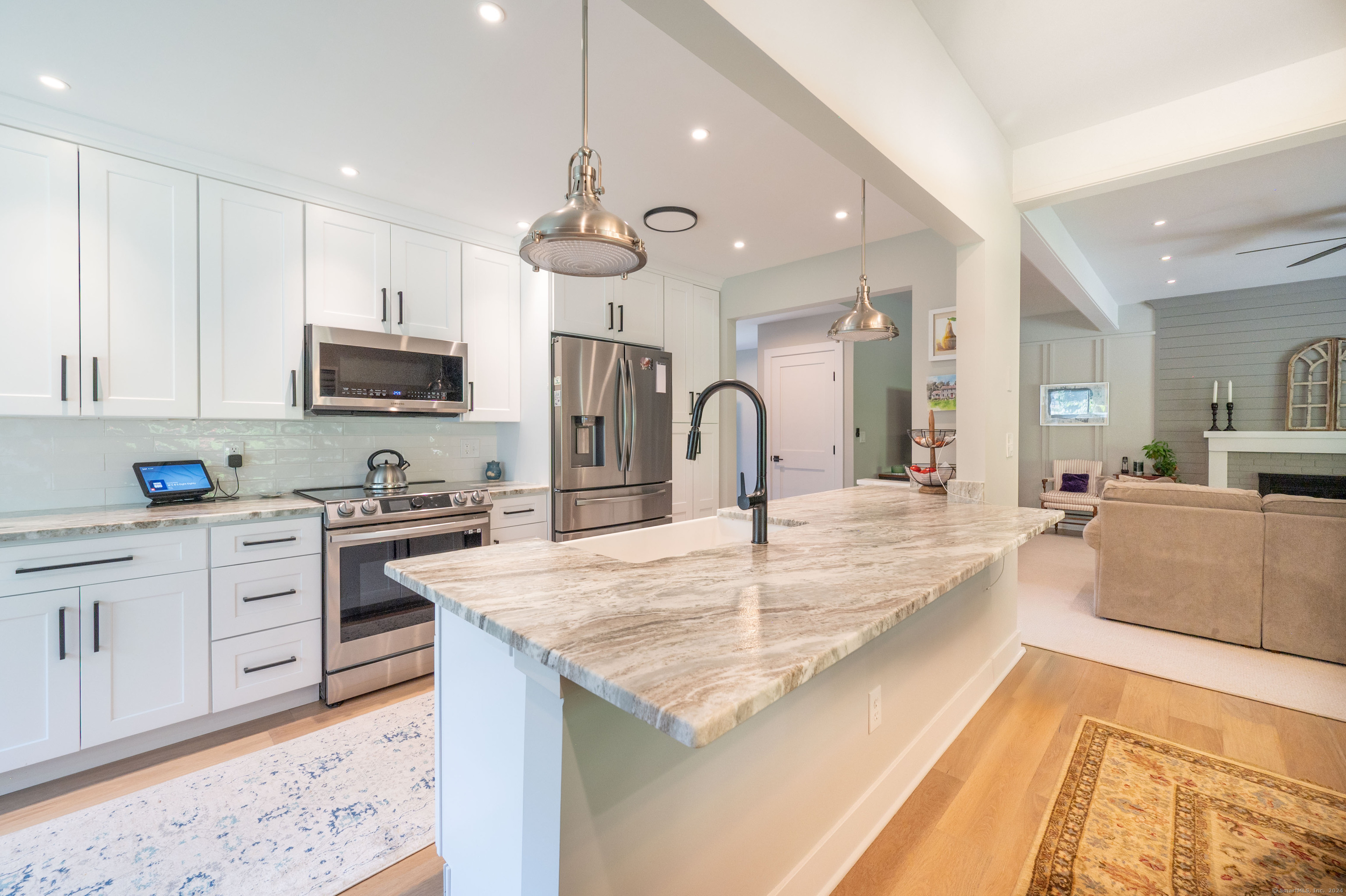 977 Heritage Village B