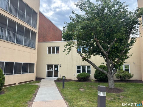 Condo For Rent - 75 Washington Avenue #4-101<br/> Hamden, CT 06518