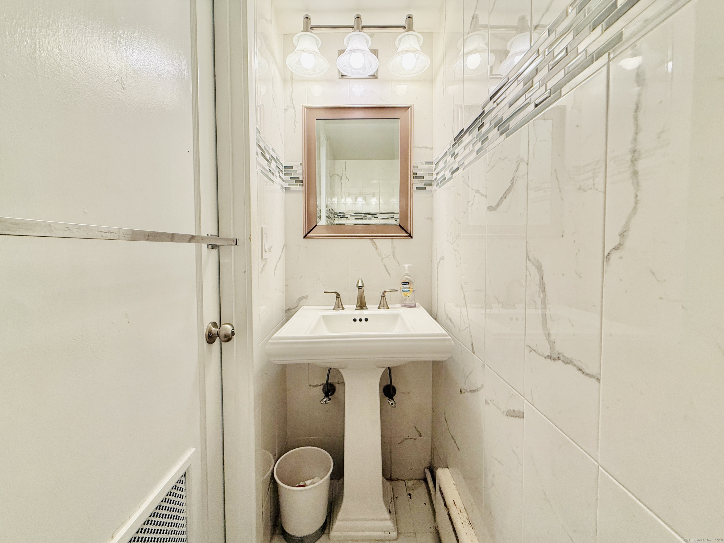 18 Deacon Hill Road, Stamford, Connecticut image 23