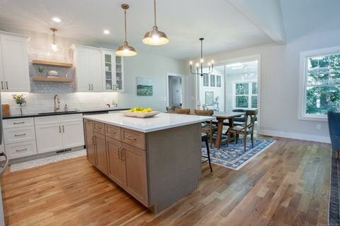 Tiny photo for 49 Applegate Lane #49, Canton, CT 06019 (MLS # 24119229)