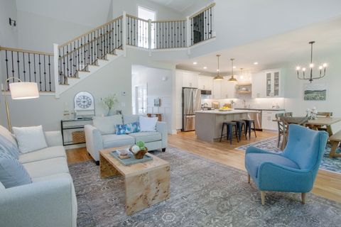 Tiny photo for 49 Applegate Lane #49, Canton, CT 06019 (MLS # 24119229)