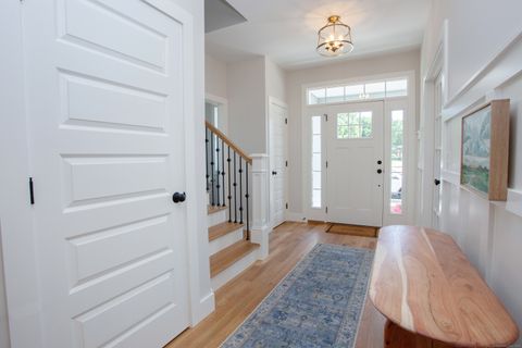 Tiny photo for 49 Applegate Lane #49, Canton, CT 06019 (MLS # 24119229)